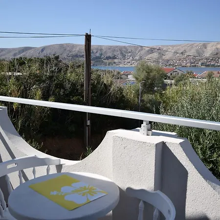 Comfortable With Balcony Apartment Pag Town