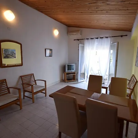 Comfortable With Balcony Apartment